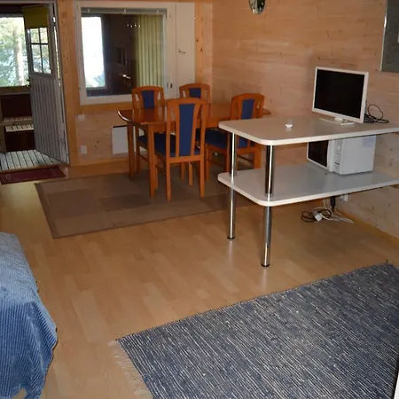 Vuosnaisten Meriasema Holiday park