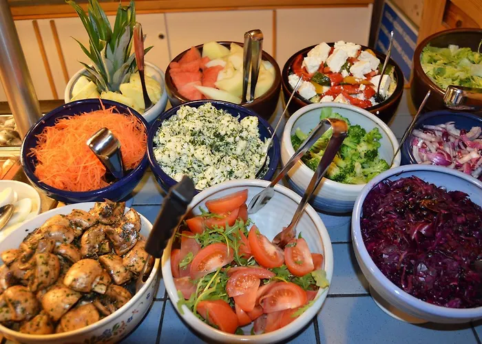 Vuosnaisten Meriasema 2*