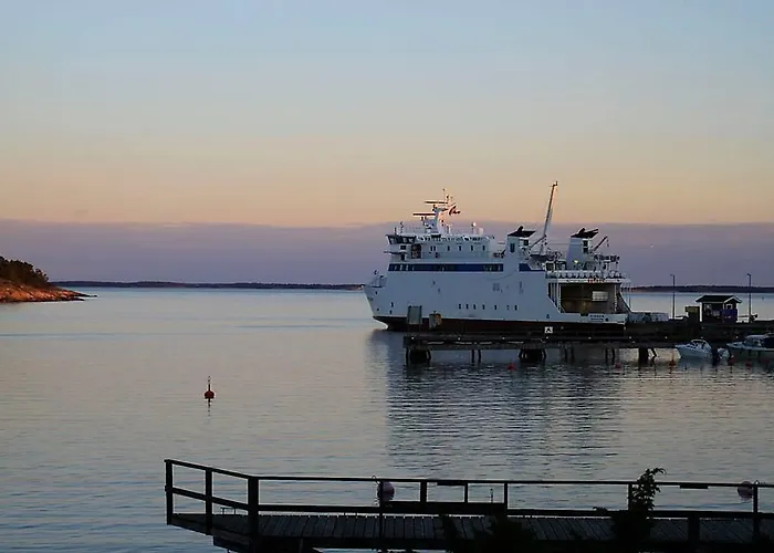 Vuosnaisten Meriasema 2*